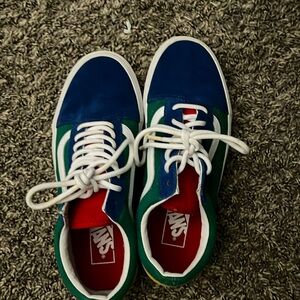 Vans old skill yacht club, size 7 in men’s